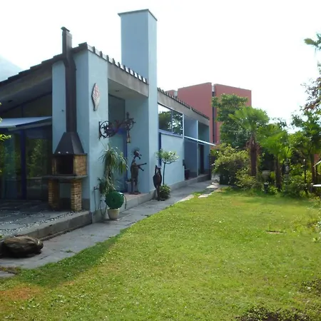 Casa Aline Holiday home *